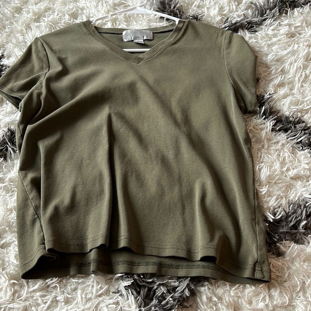 green t shirt